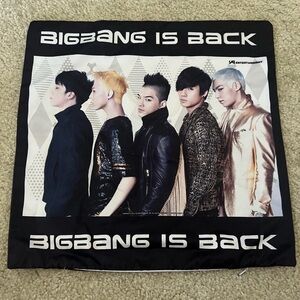 Big Bang pillow cover 15x15